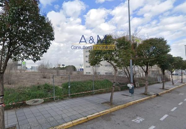 Terreno en calle de Lola Flores photo 4