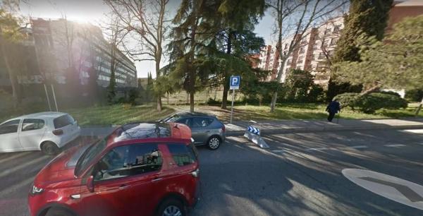 Terreno en calle de Campezo photo 1
