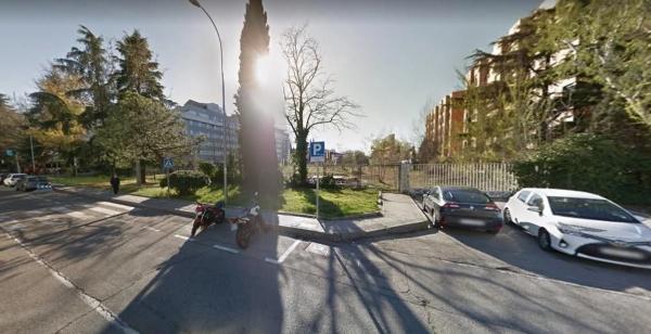 Terreno en calle de Campezo thumbnail 1