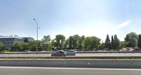 Terreno en avenida de Aragon, 332 thumbnail 2