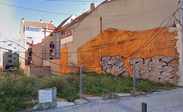 Terreno en calle de las Azucenas, 88 thumbnail 1