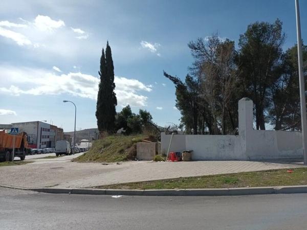 Terreno en calle de la Barca photo 1