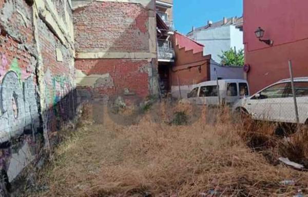 Terreno en calle Paso de Villamanrique s/n photo 1