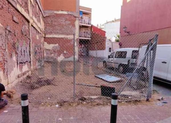 Terreno en calle Paso de Villamanrique s/n thumbnail 1