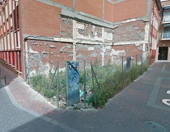 Terreno en calle Paso de Villamanrique thumbnail 1