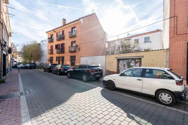 Terreno en calle Manuel Pavía thumbnail 1