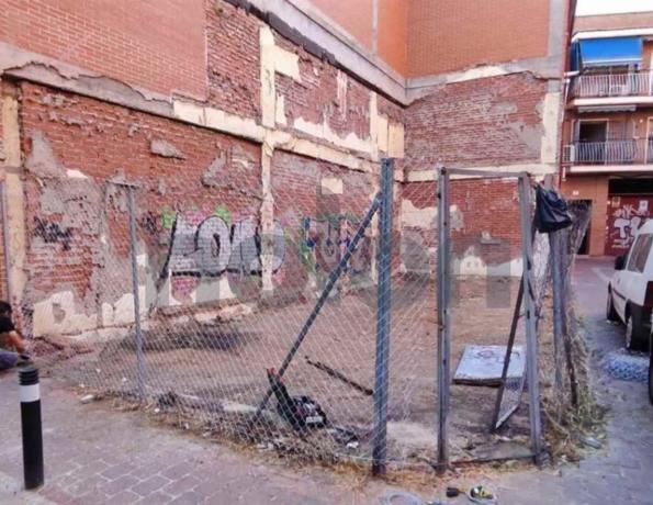 Terreno en calle Paso de Villamanrique thumbnail 1