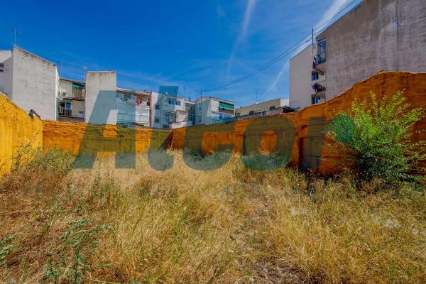 Terreno en calle del Platino photo 1