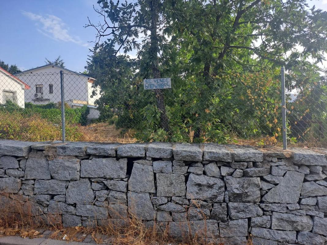 Land for sale in Becerril de la Sierra, Madrid photo 2