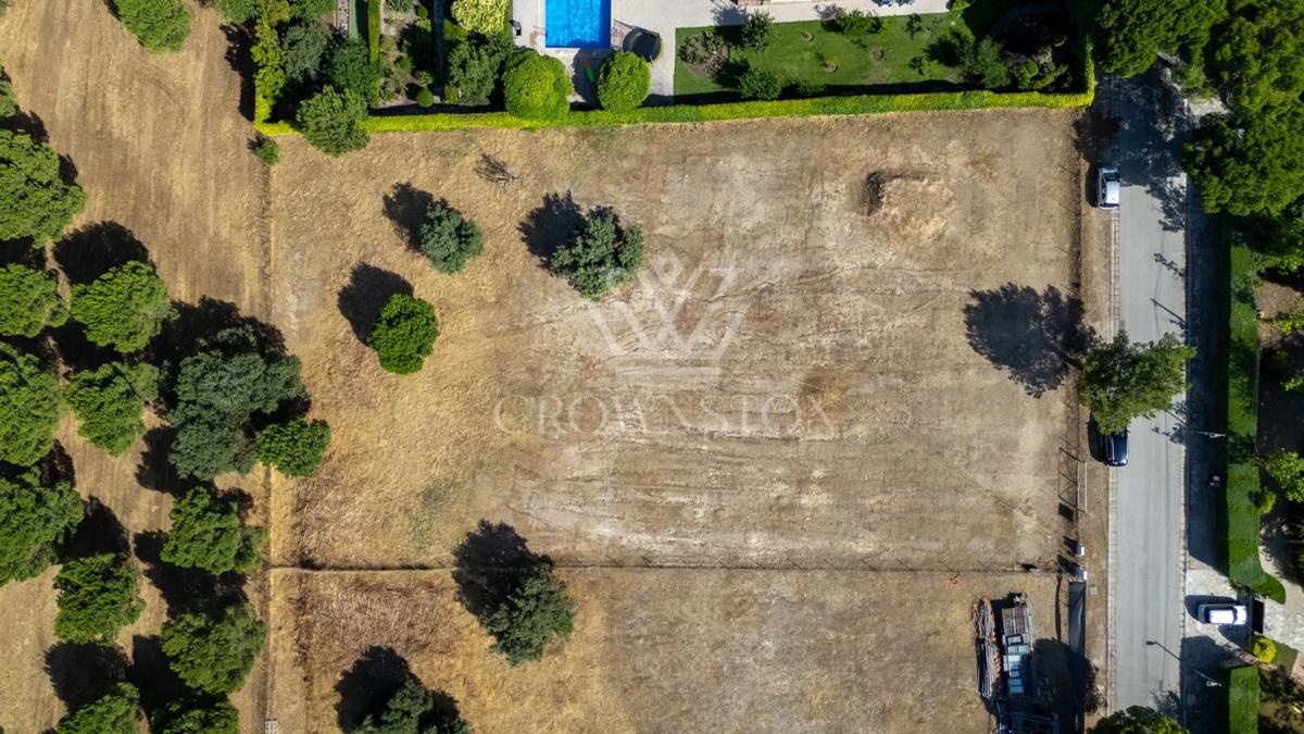 Terreno en venta en Boadilla del Monte, Madrid photo 2