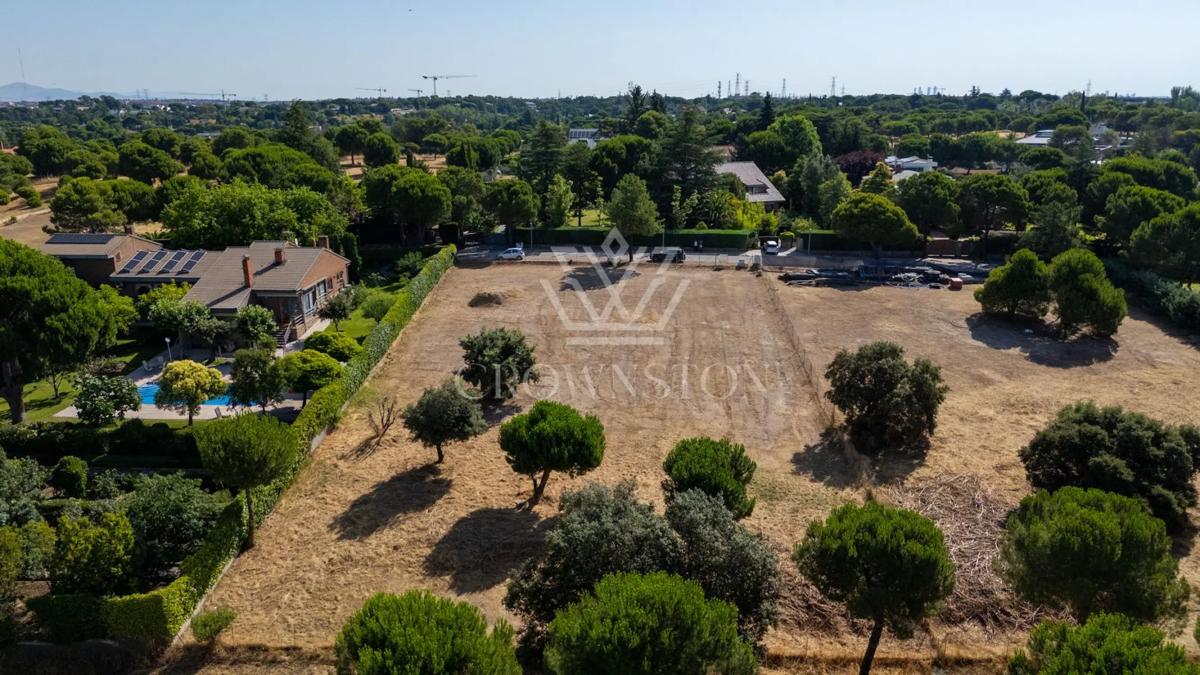 Terreno en venta en Boadilla del Monte, Madrid photo 4