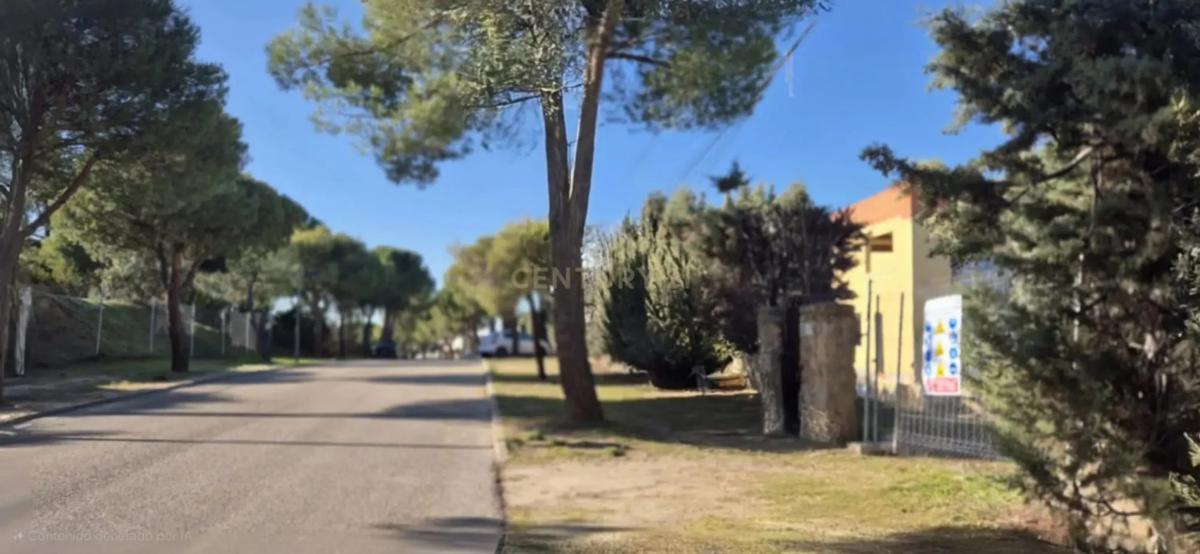 Działka na sprzedaż w Boadilla del Monte, Madryt photo 4