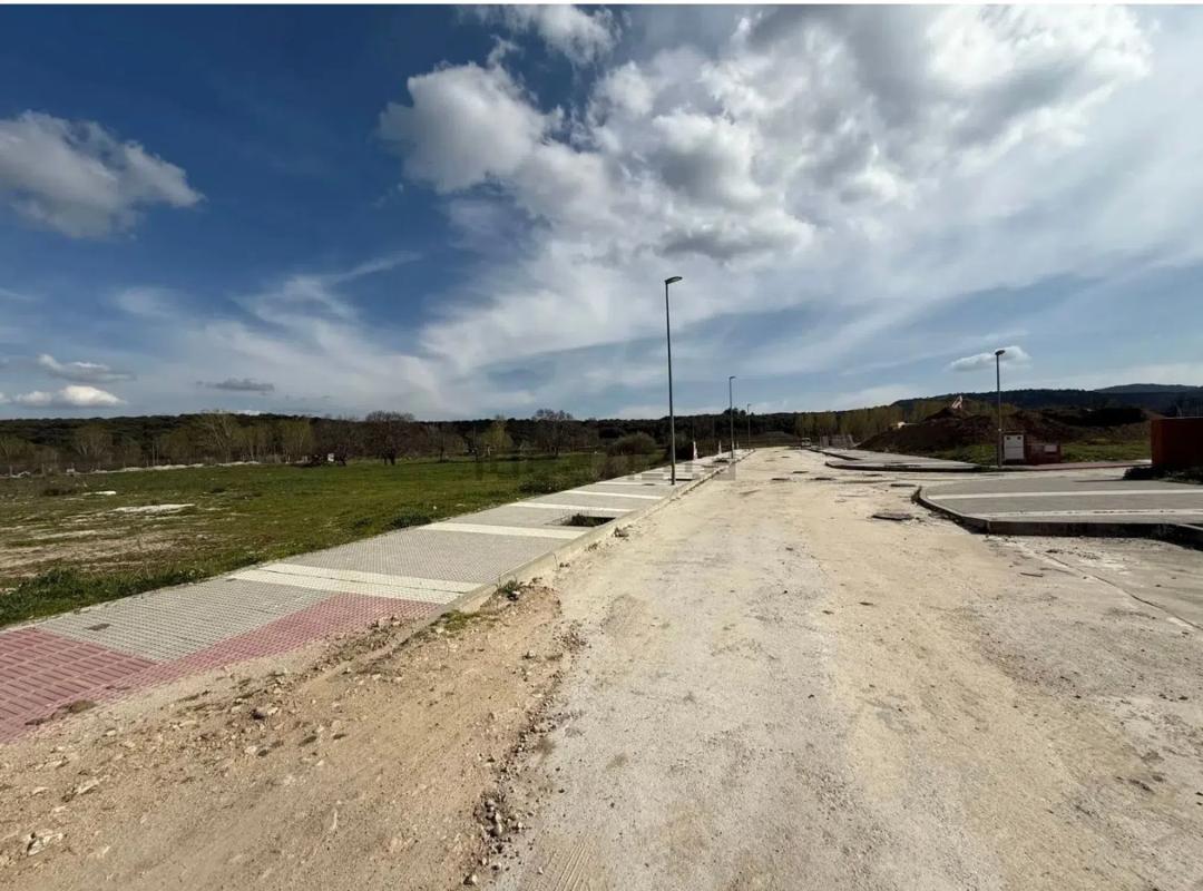Land for sale in Cerceda, Madrid photo 4
