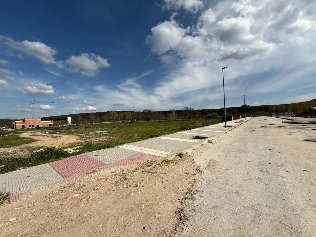 Terreno en venta en Cerceda, Madrid photo 1