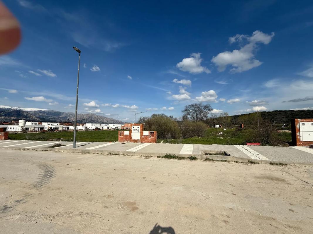 Terreno en venta en Cerceda, Madrid photo 4