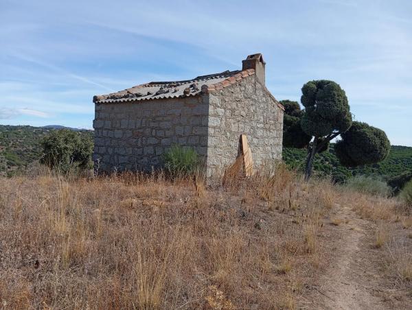 Terreno en Ferrocarril los Quinchos photo 4