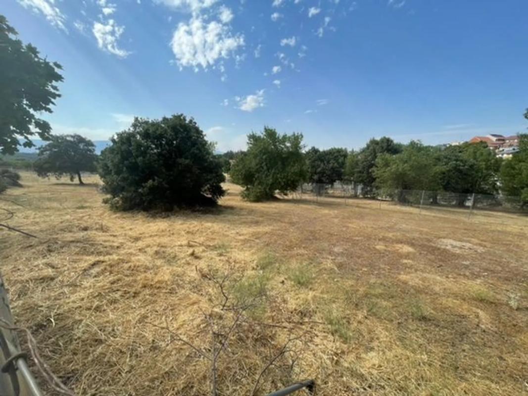 Land for sale in Colmenarejo, Madrid photo 3
