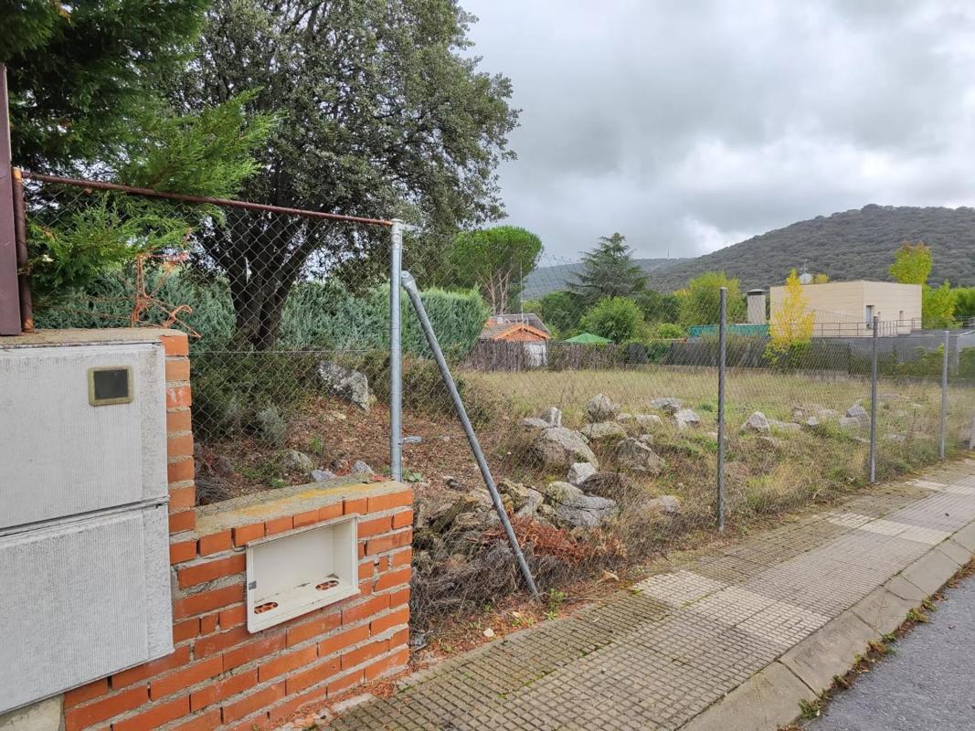 Terreno en venta en El Boalo, Madrid photo 5