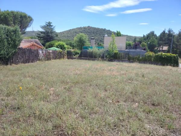 Terreno en calle Solana de la Caseta s/n thumbnail 2
