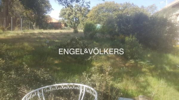 Terreno en Las Zorreras - Monte Encinar thumbnail 1