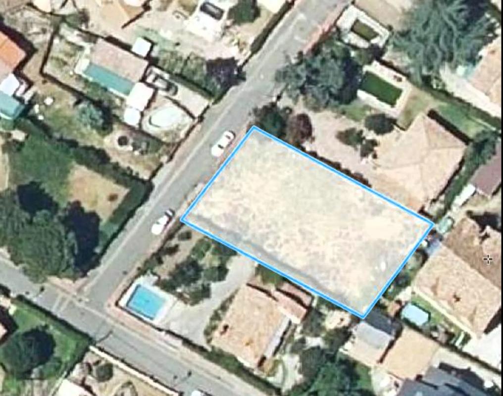 Terreno en venta en Galapagar, Madrid photo 1