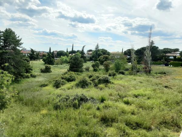Terreno en avenida Portugal photo 1