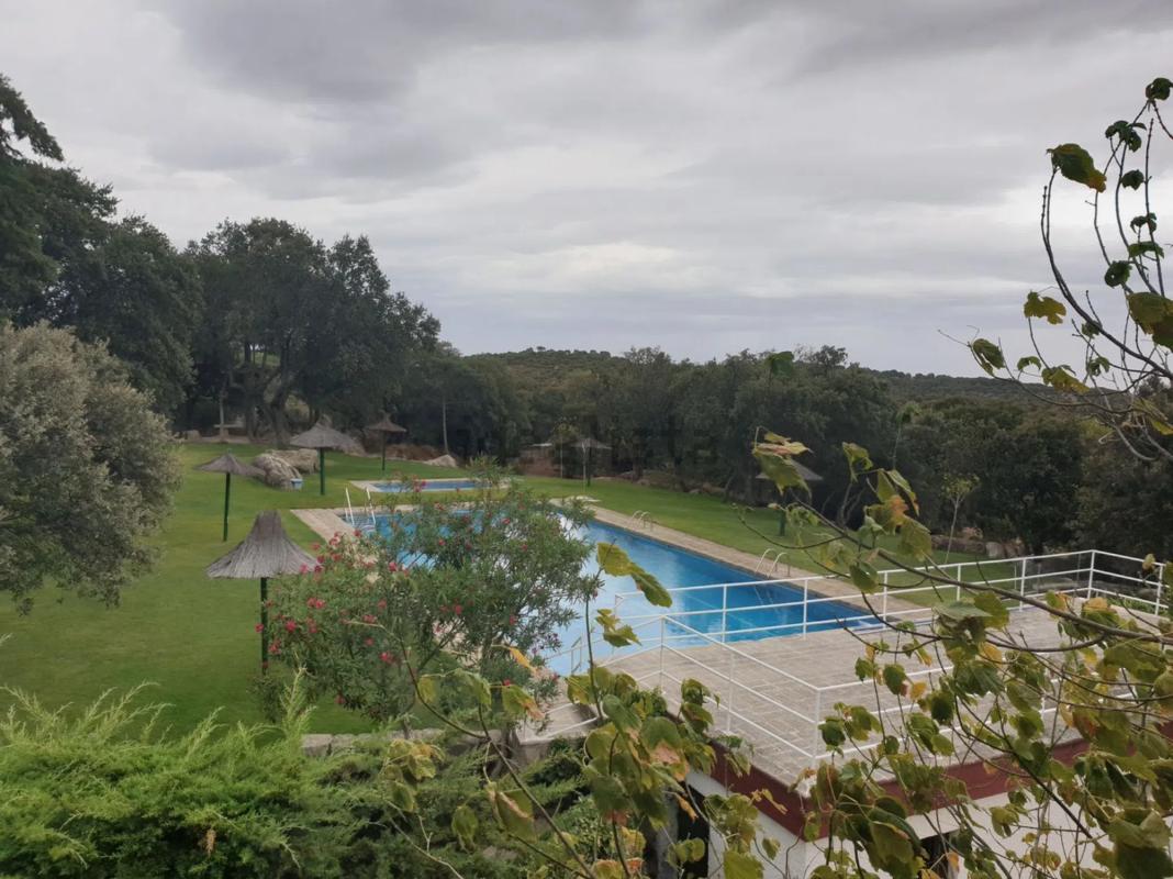 Działka na sprzedaż w Galapagar, Madryt photo 4