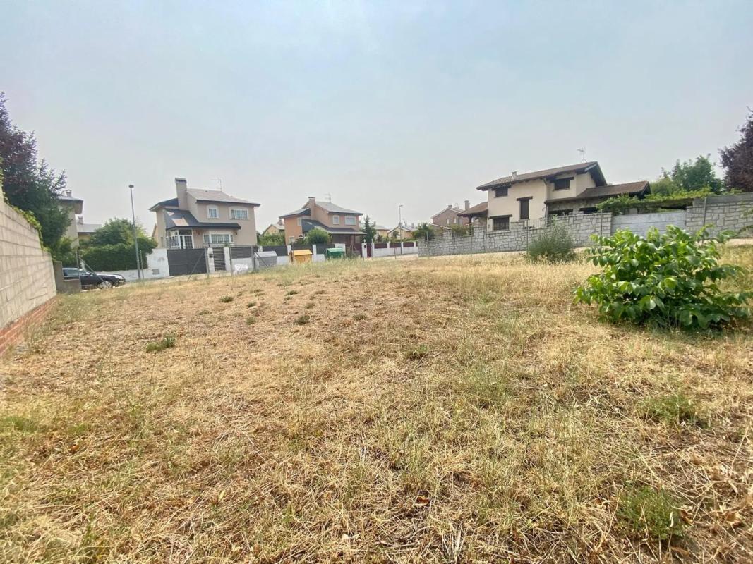 Terreno en venta en Guadarrama, Madrid photo 3