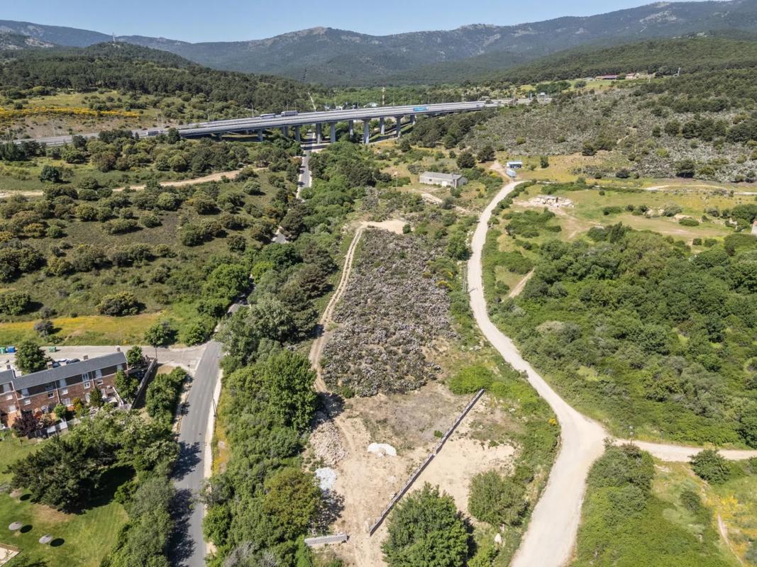 Terreno en venta en Guadarrama, Madrid photo 2