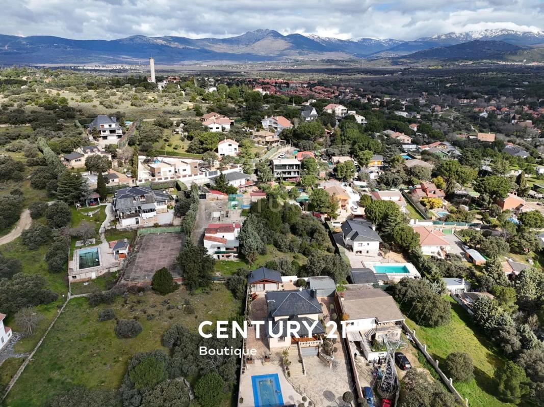 Terreno en venta en Guadarrama, Madrid photo 2