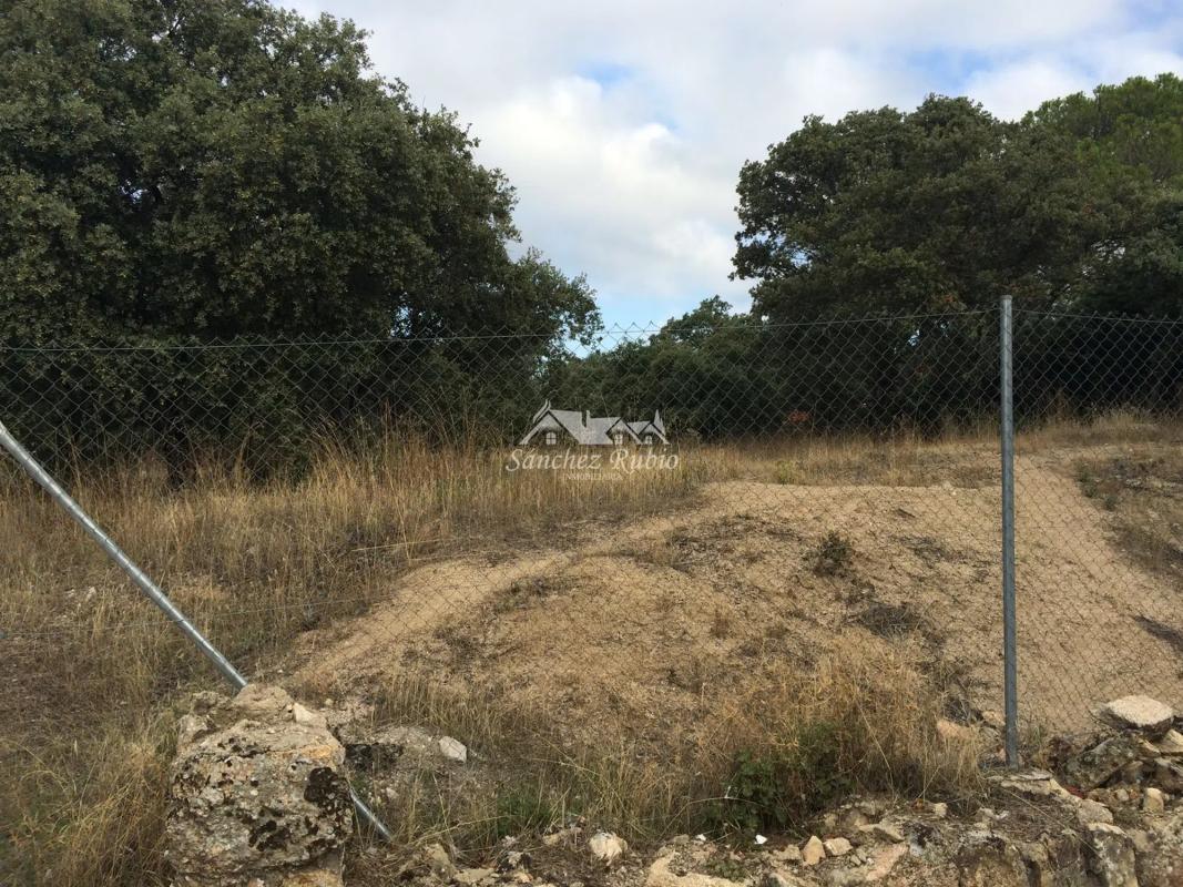 Terreno en venta en Hoyo de Manzanares, Madrid photo 3