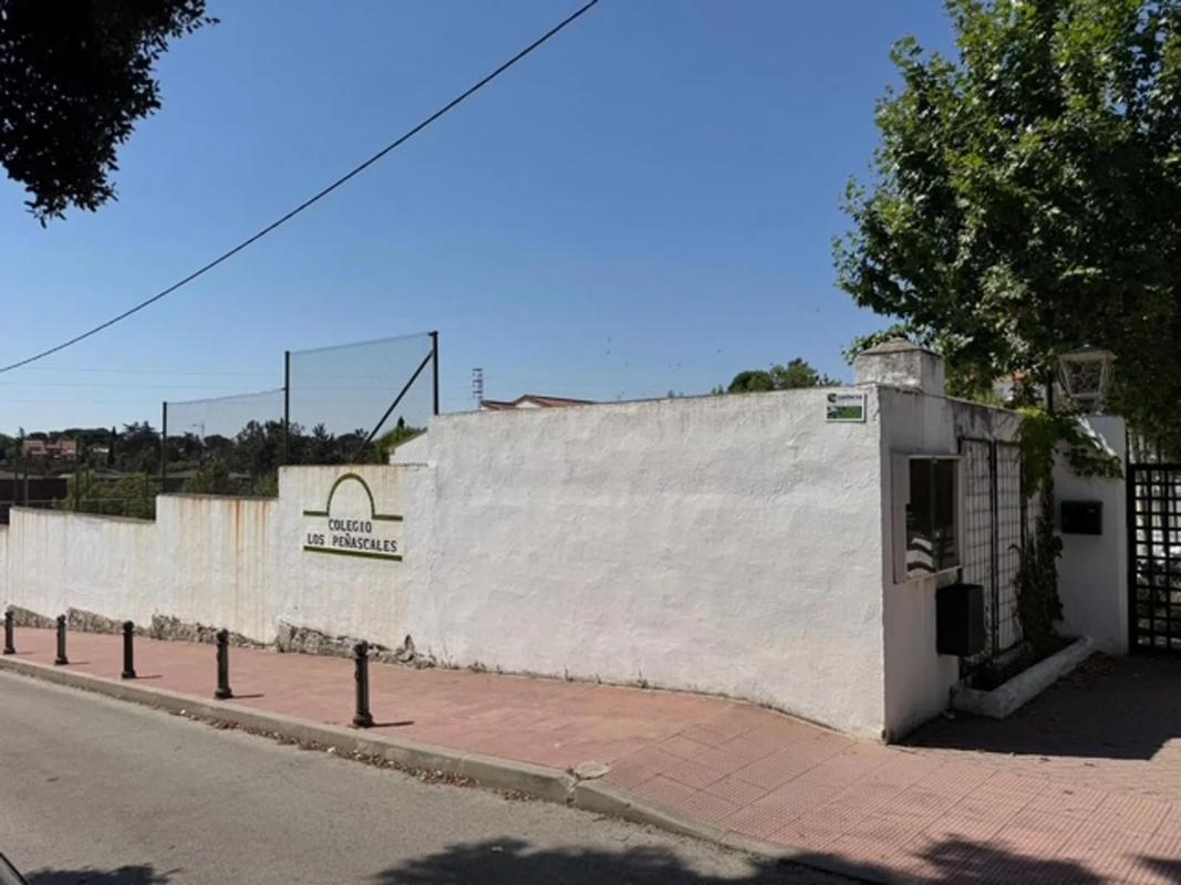 Terreno en venta en Las Rozas de Madrid, Madrid photo 3