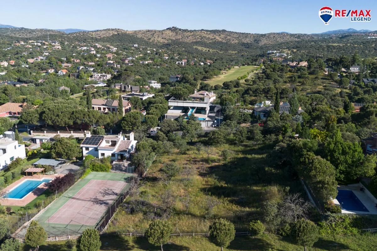 Działka na sprzedaż w Las Rozas de Madrid, Madryt photo 4