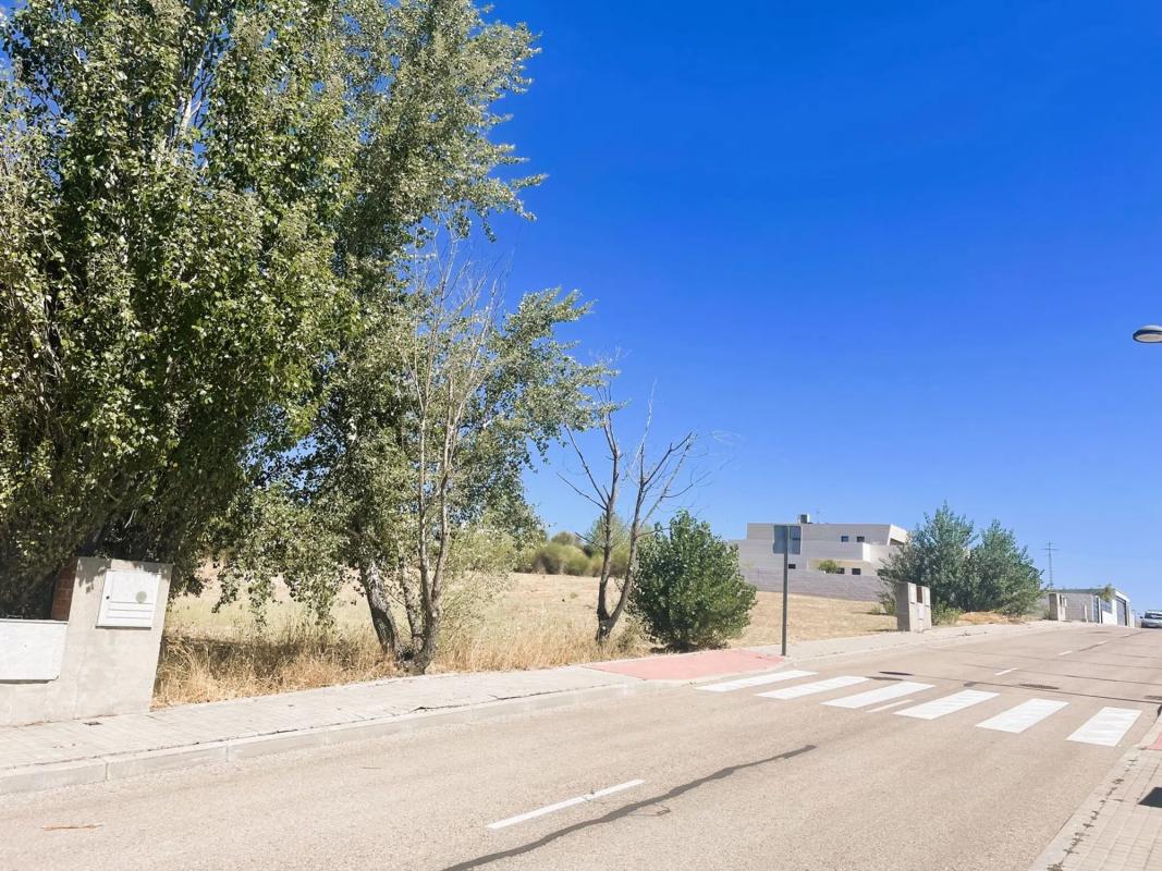 Działka na sprzedaż w Majadahonda, Madryt photo 1