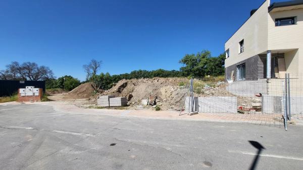 Terreno en calle Miguel Delibes, 66 photo 3