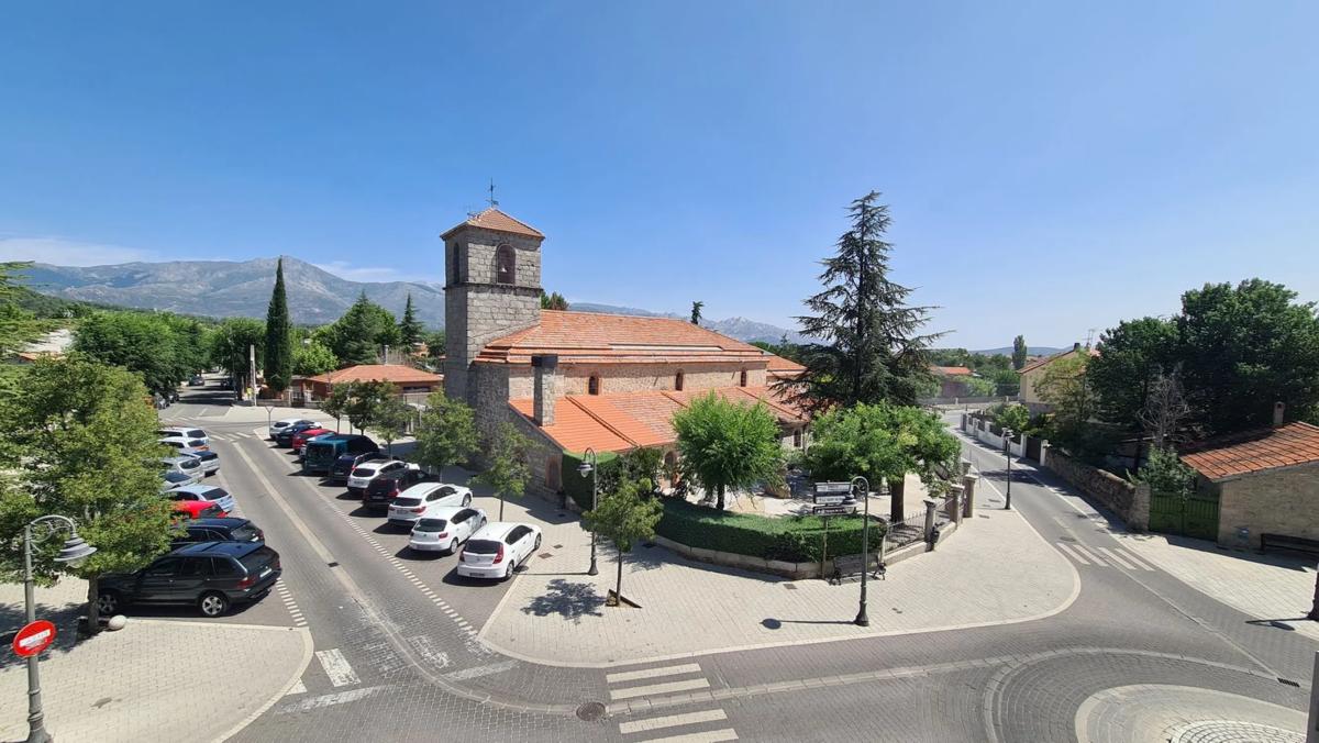 Terreno en venta en Moralzarzal, Madrid photo 2