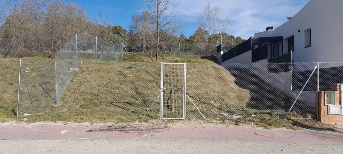 Terreno en venta en Moralzarzal, Madrid photo 4