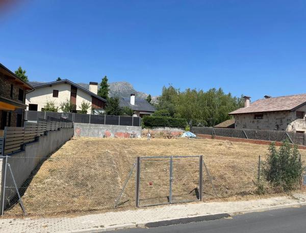 Terreno en calle de los Acebos, 5 photo 1