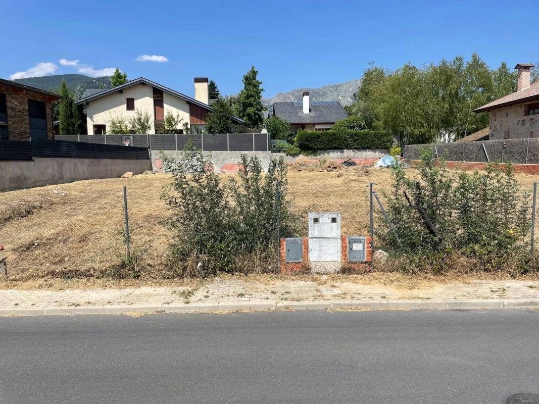 Terreno en venta en Navacerrada, Madrid photo 4