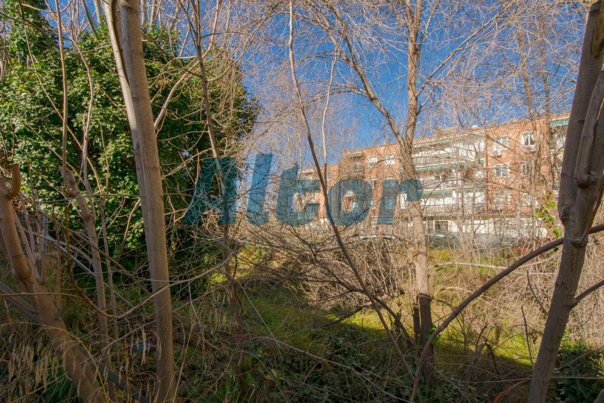 Terreno en venta en Pozuelo de Alarcón, Madrid photo 4