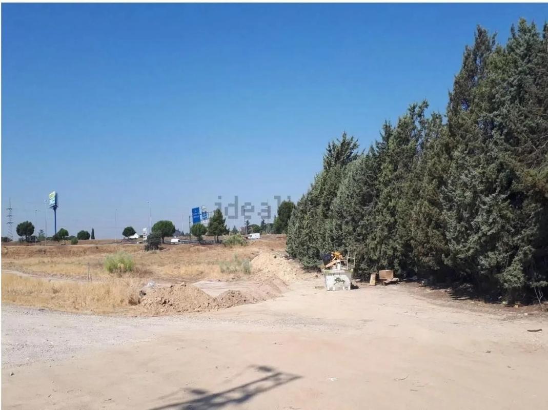 Terreno en venta en Pozuelo de Alarcón, Madrid photo 4
