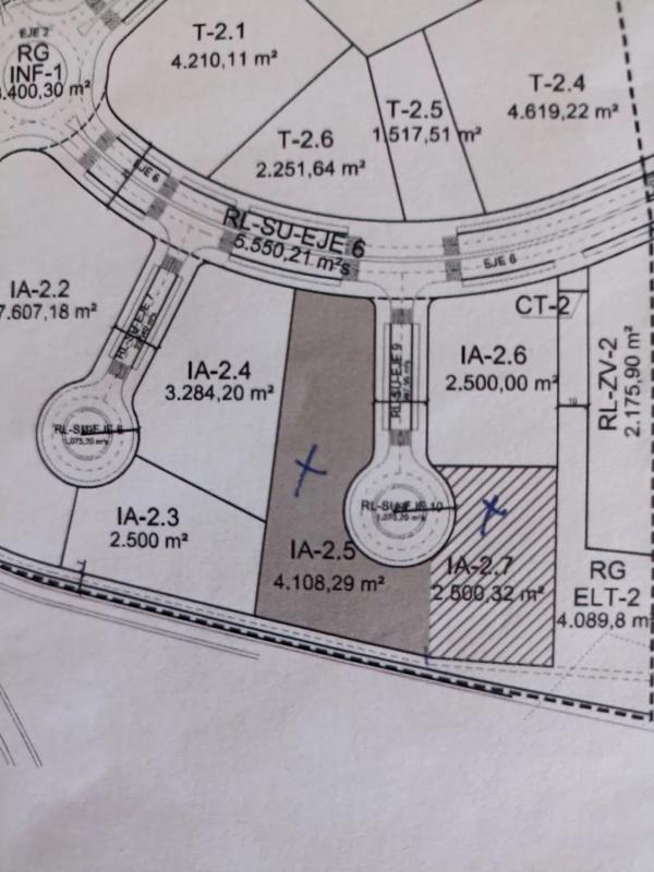 Land for sale in Pozuelo de Alarcón, Madrid photo 1