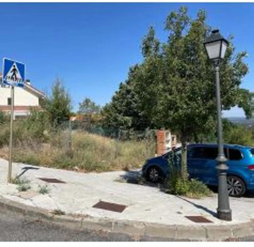 Land for sale in San Lorenzo de El Escorial, Madrid photo 3