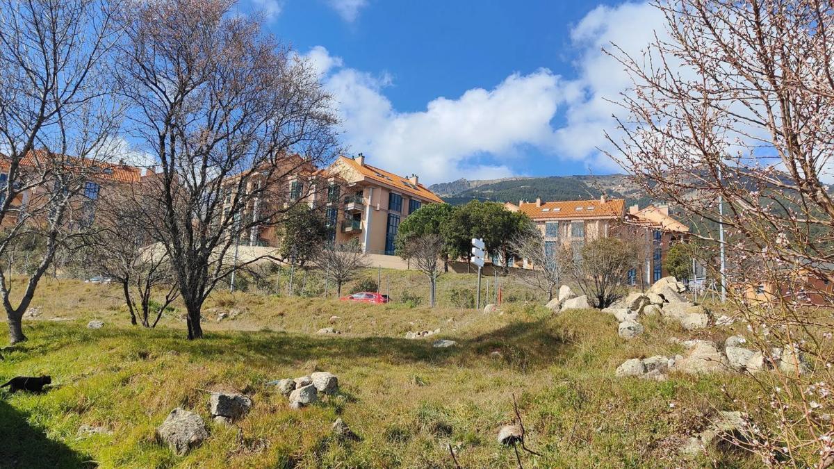 Участок земли на продажу в Сан-Лоренсо-де-Эскориал, Мадрид photo 4