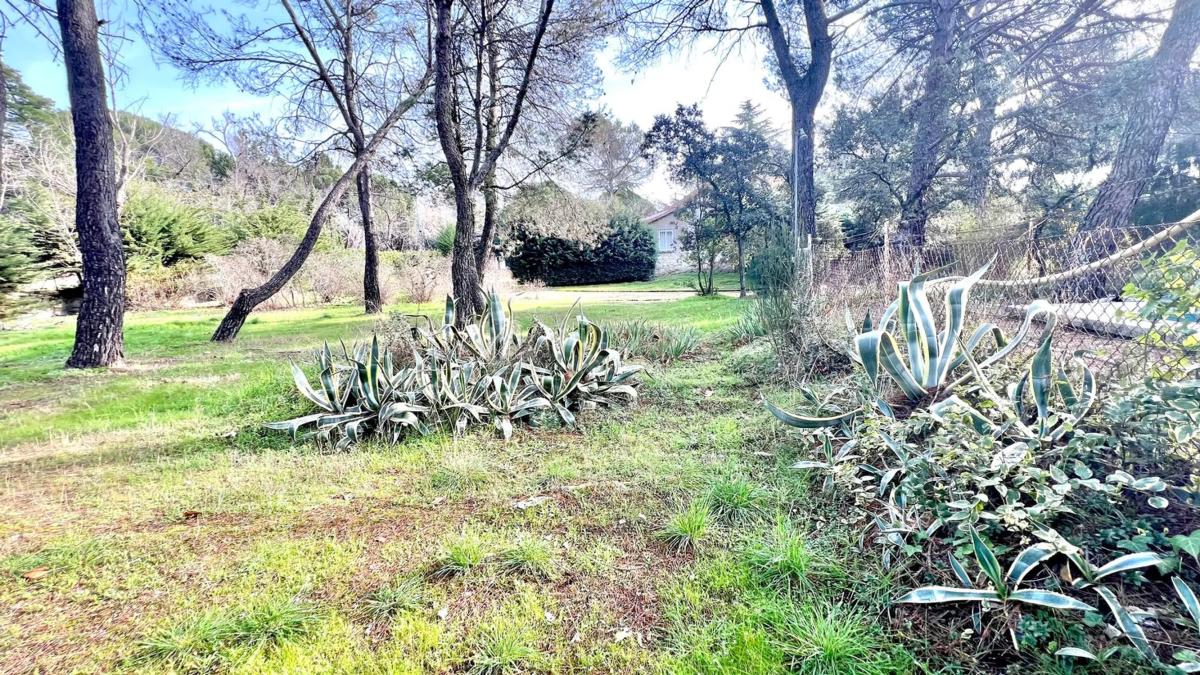 Terreno en venta en Torrelodones, Madrid photo 4