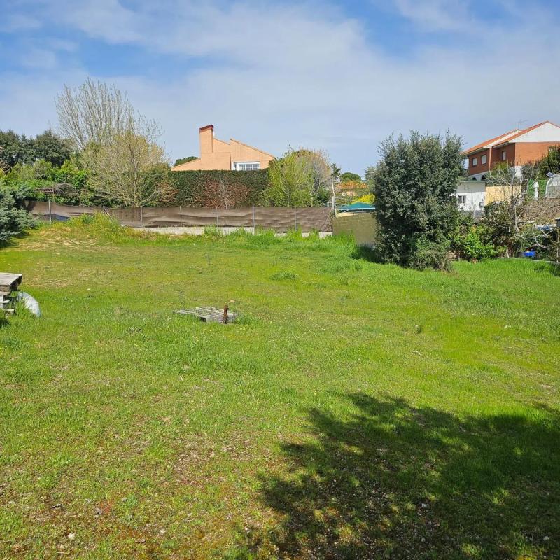 Terreno en venta en Valdemorillo, Madrid photo 5
