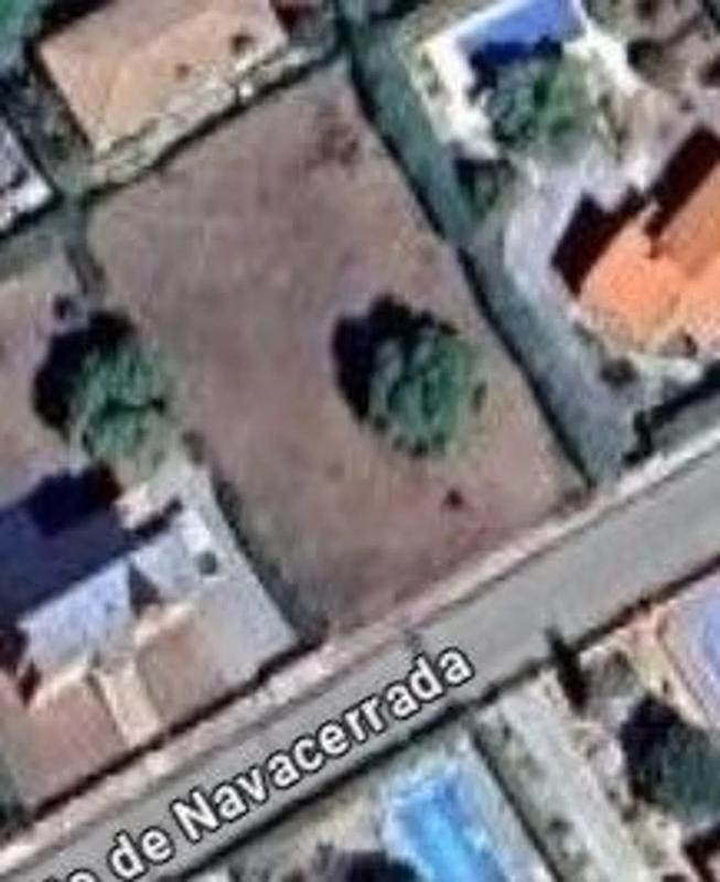 Terreno en venta en Valdemorillo, Madrid photo 3