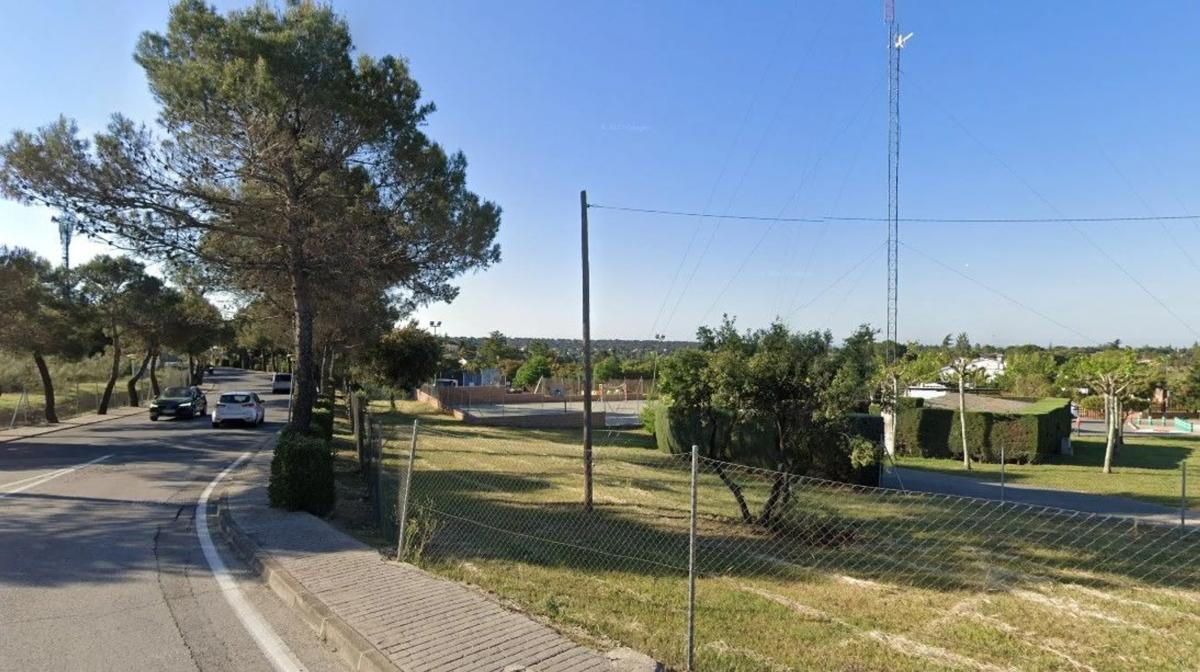 Land for sale in Valdemorillo, Madrid photo 3