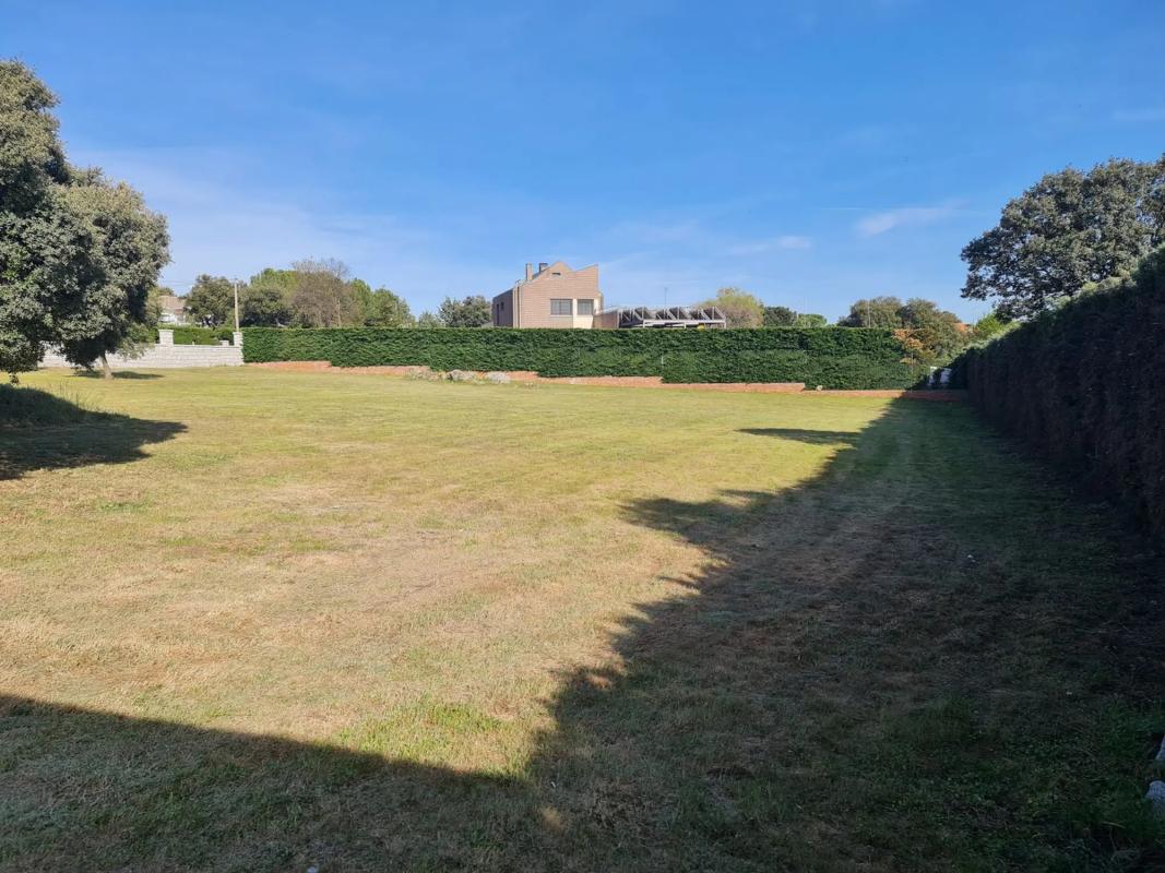 Land for sale in Valdemorillo, Madrid photo 2