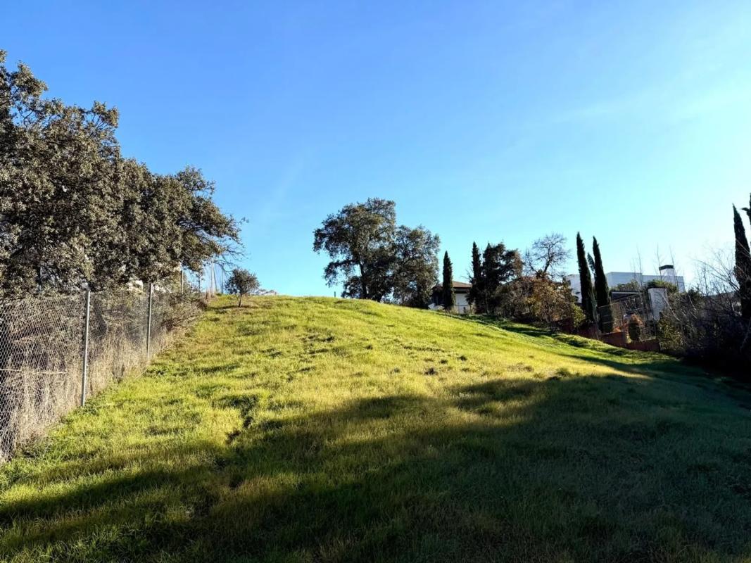 Terreno en venta en Villanueva de la Cañada, Madrid photo 4